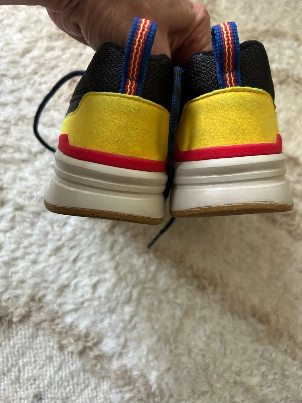 Kid’s new balance sneaker